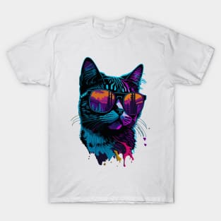 Maine cat with Sunglasses T-Shirt
